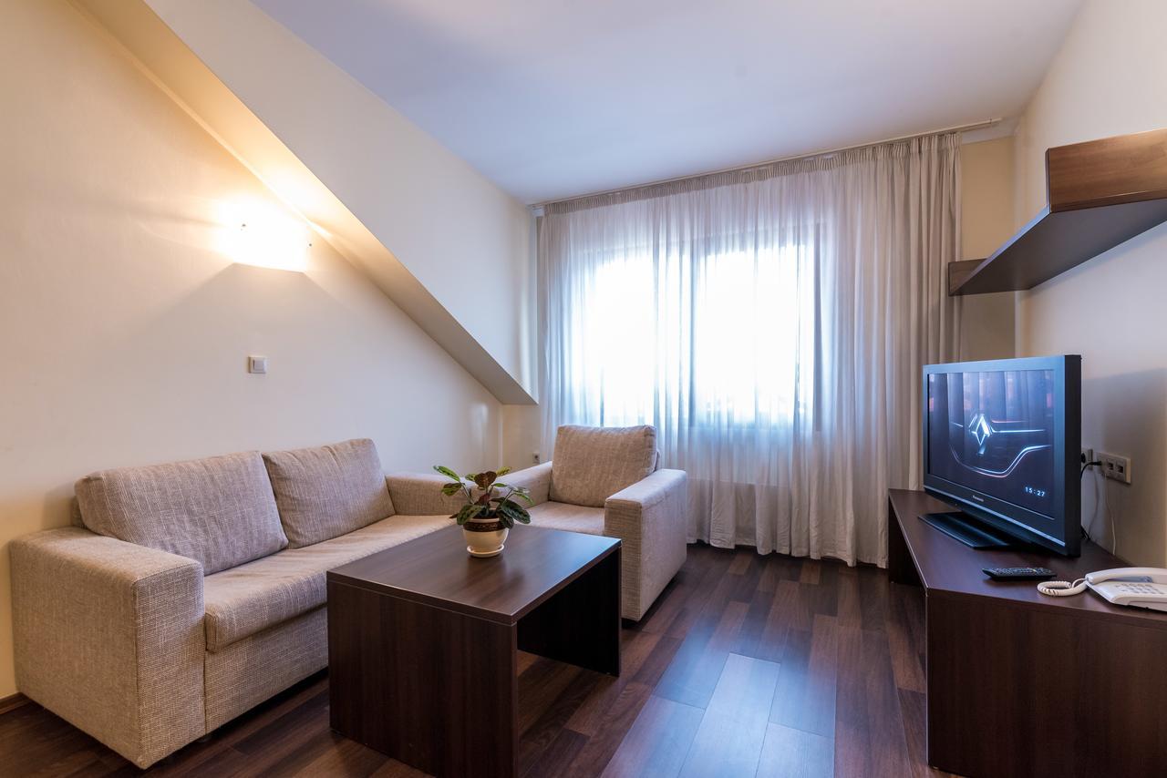 Aparthotel Aspen Bansko Bagian luar foto