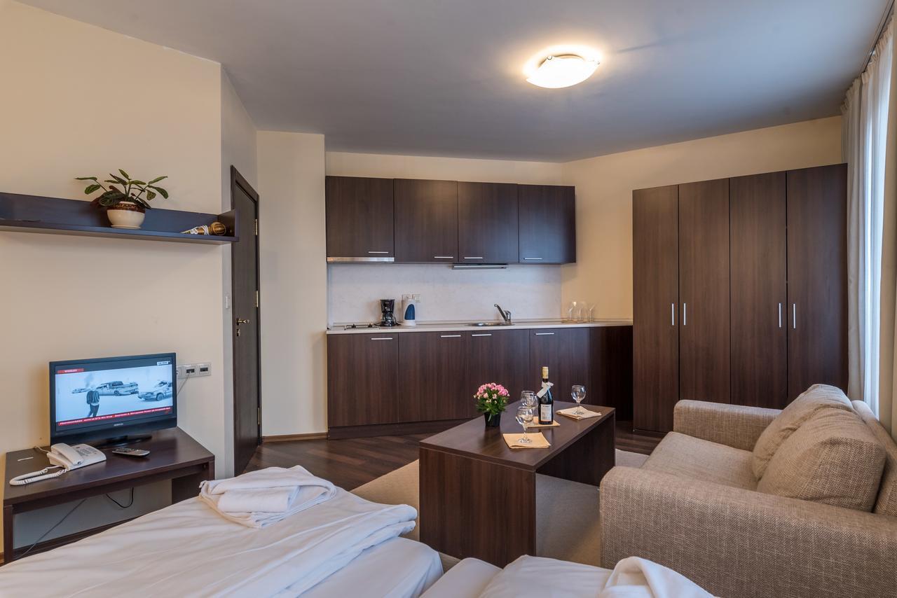 Aparthotel Aspen Bansko Bagian luar foto