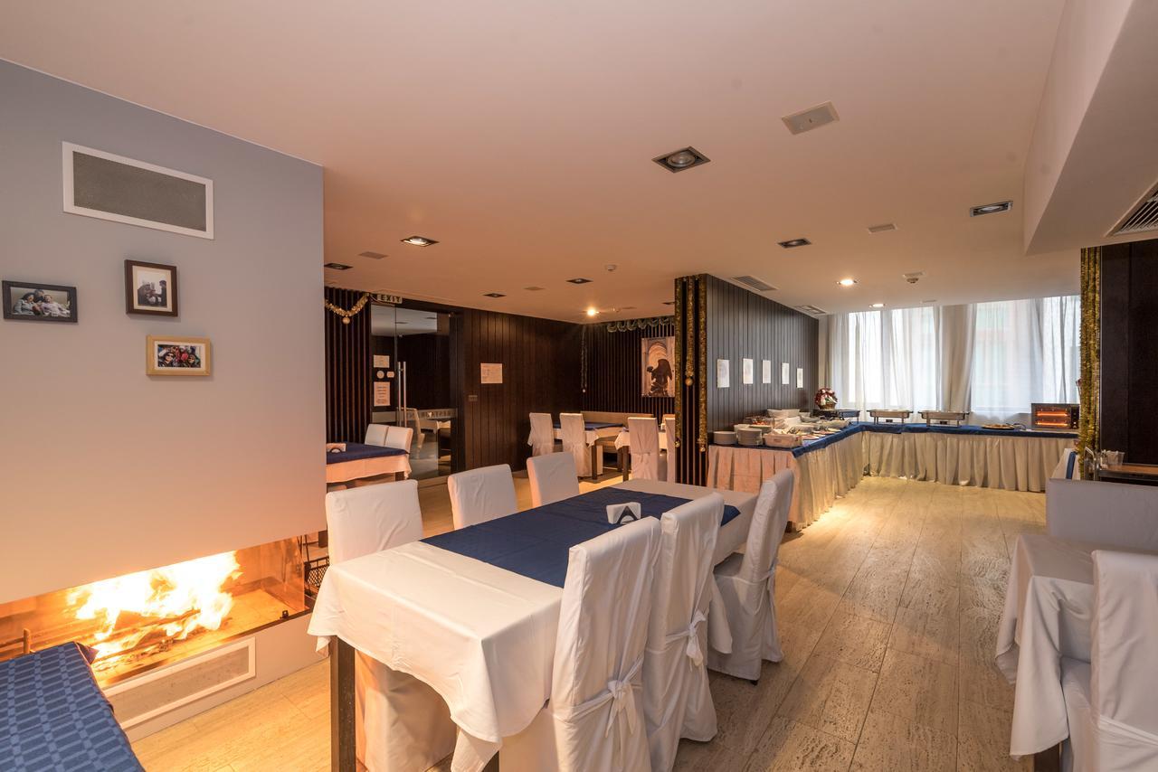 Aparthotel Aspen Bansko Bagian luar foto